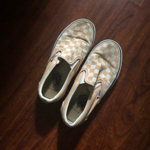 peach checkered vans
